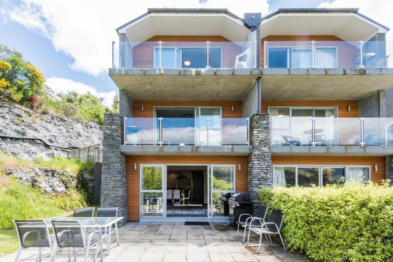Lakeside Luxury With Spa Κουίνσταουν Εξωτερικό φωτογραφία