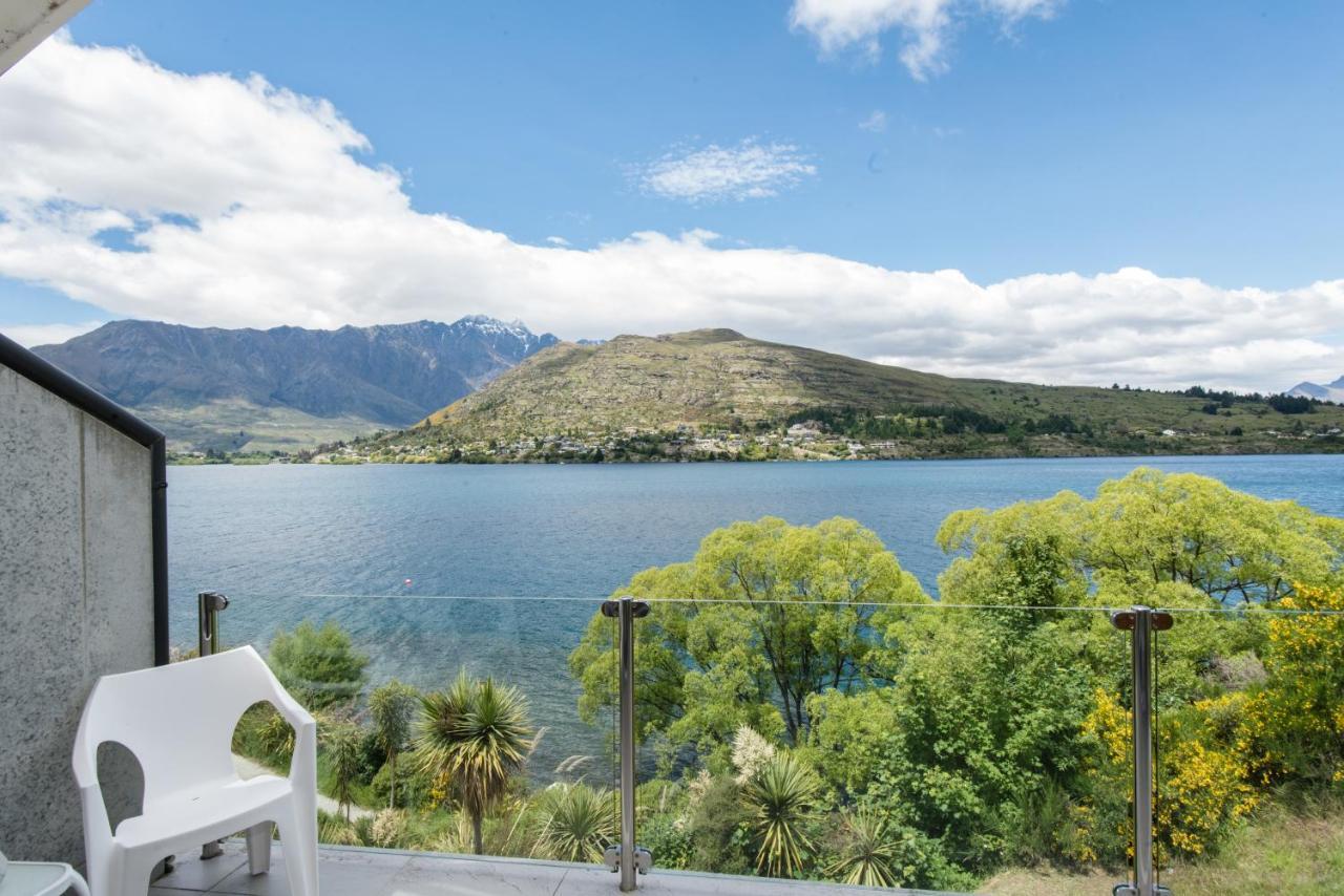 Lakeside Luxury With Spa Κουίνσταουν Εξωτερικό φωτογραφία